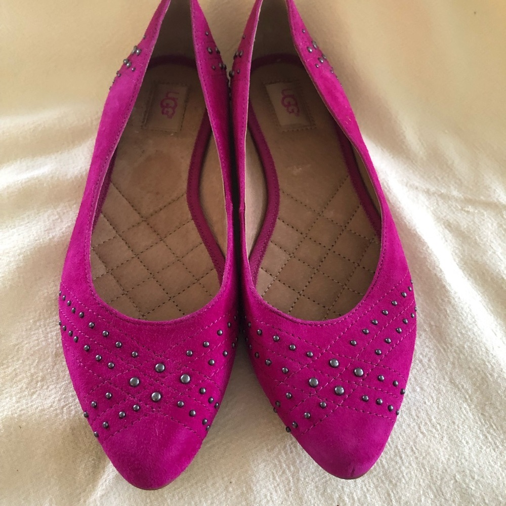 Ugg pink suede flats